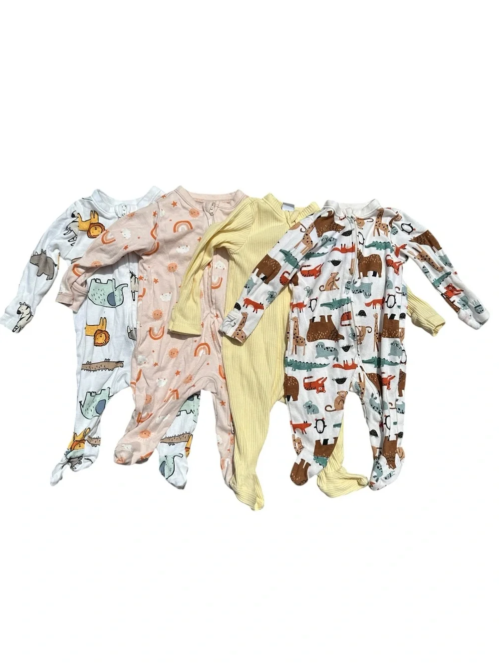 Old Navy lot of 4 footed zip closure sleeper pajamas size 0-3 months